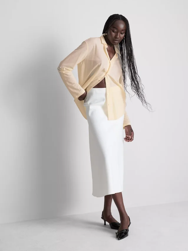 Curved-hem relaxed button-down shirt