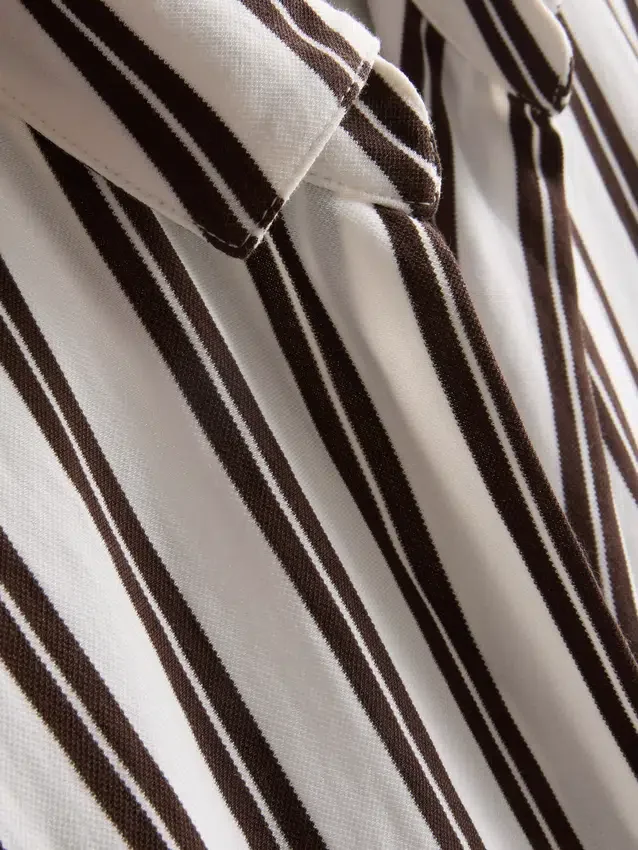 Curved-hem relaxed button-down shirt