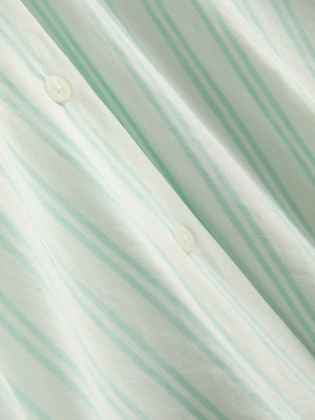 Curved-hem relaxed button-down shirt