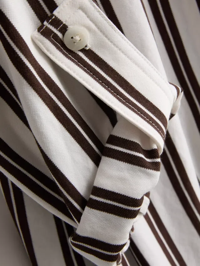 Curved-hem relaxed button-down shirt