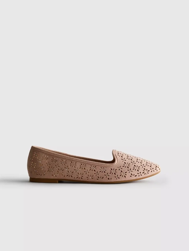 Cut-out ballet flats
