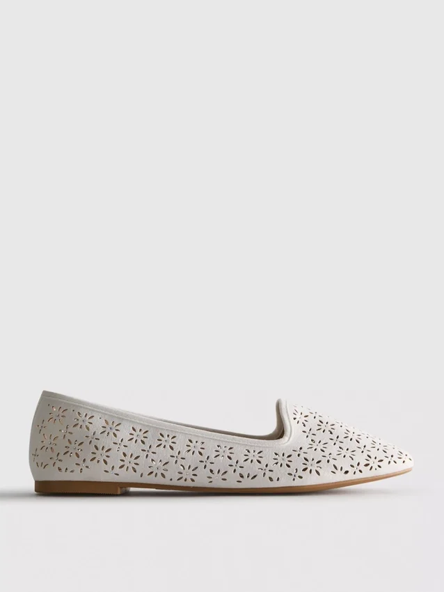 Cut-out ballet flats