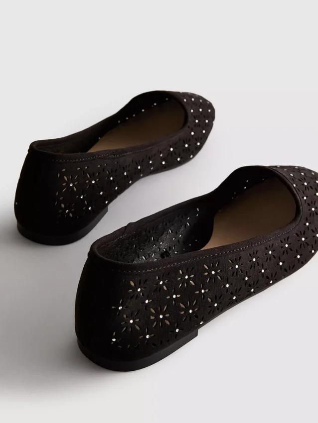 Cut-out ballet flats