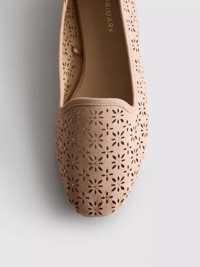 Cut-out ballet flats