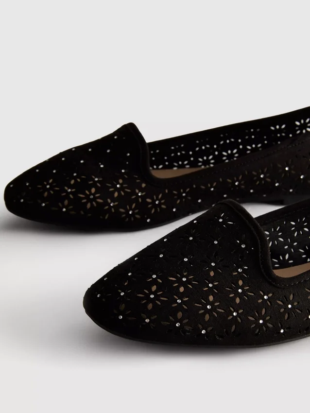 Cut-out ballet flats