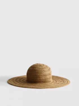 Deep brim sun hat