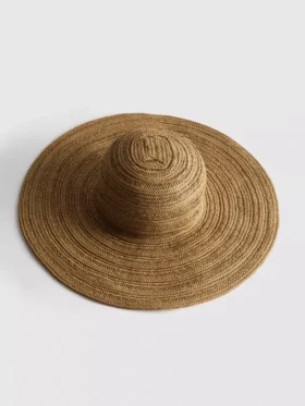 Deep brim sun hat