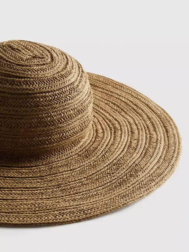 Deep brim sun hat