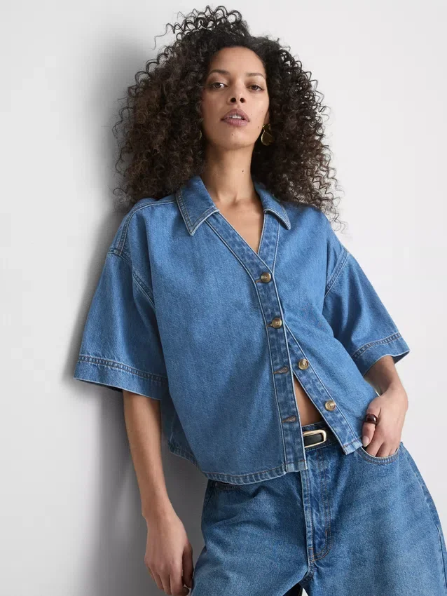 Denim short sleeve shirt