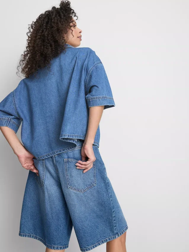 Denim short sleeve shirt