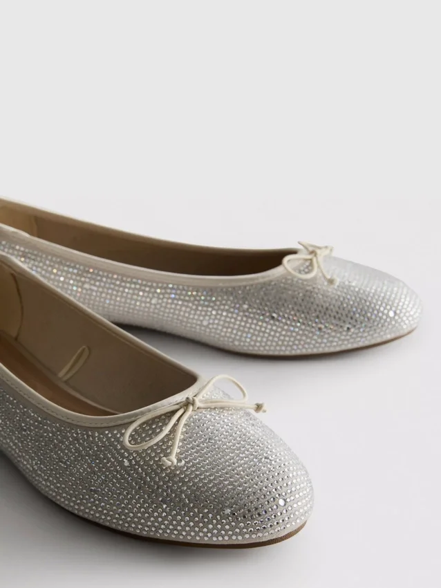 Diamanta ballet flats