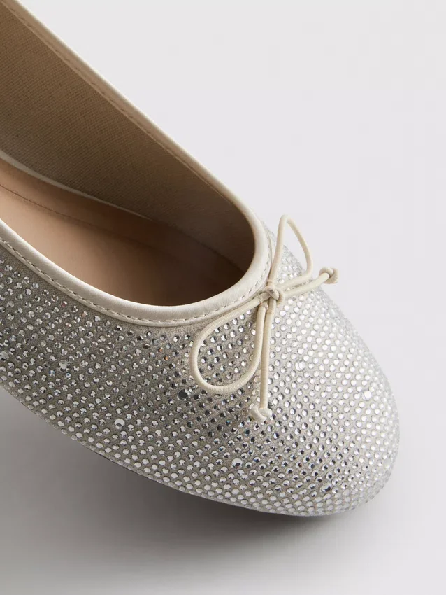 Diamanta ballet flats