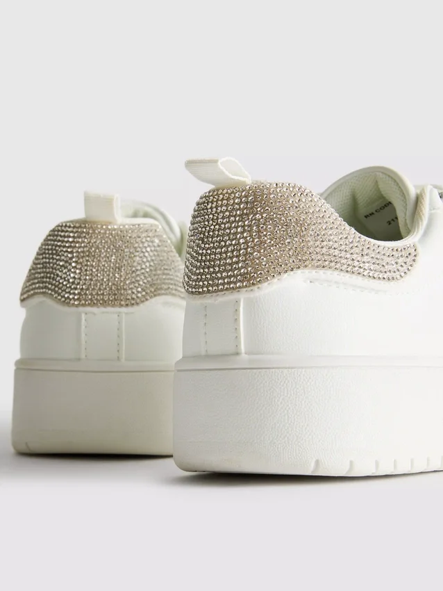 Diamanta low-top sneakers