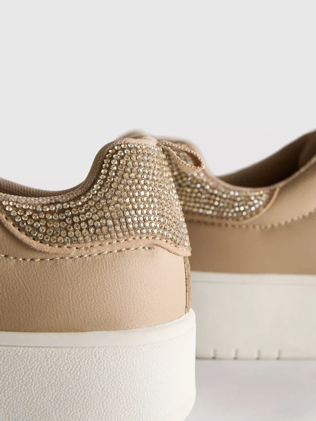 Diamanta low-top sneakers
