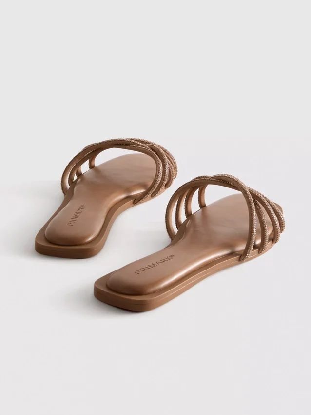 Diamanta weave mule sandals