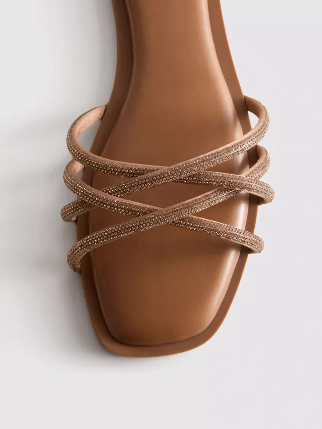 Diamanta weave mule sandals