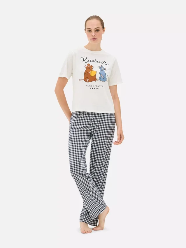 Disney's character print pajamas