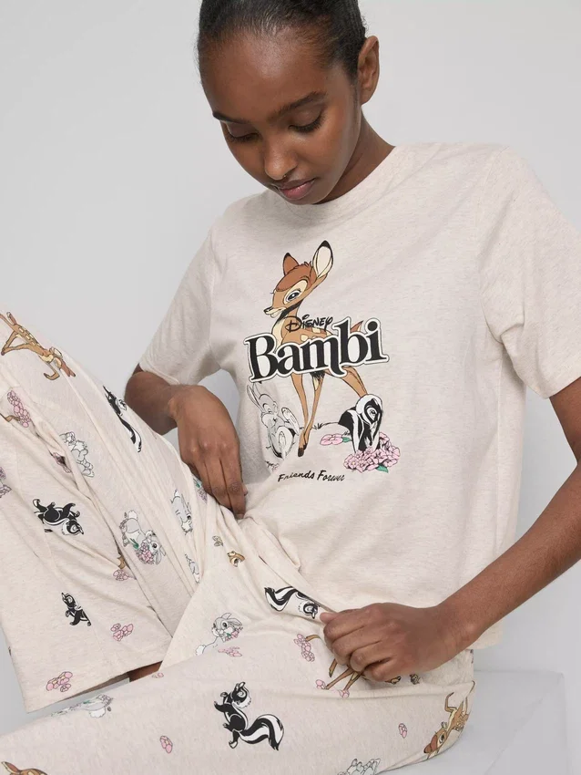 Disney's cotton-blend graphic pajamas