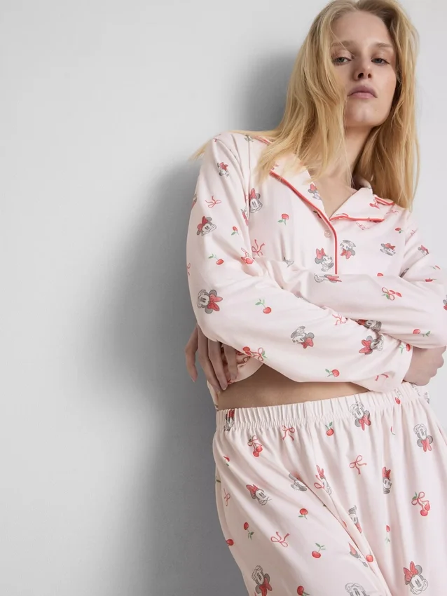 Disney's minnie mouse graphic boyfriend pajamas