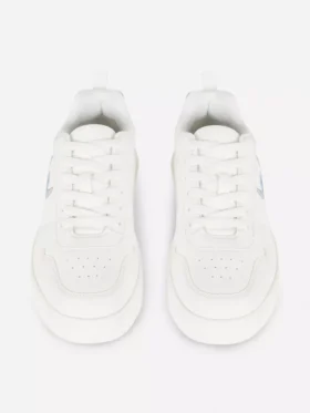 Disney’s stitch low top sneakers