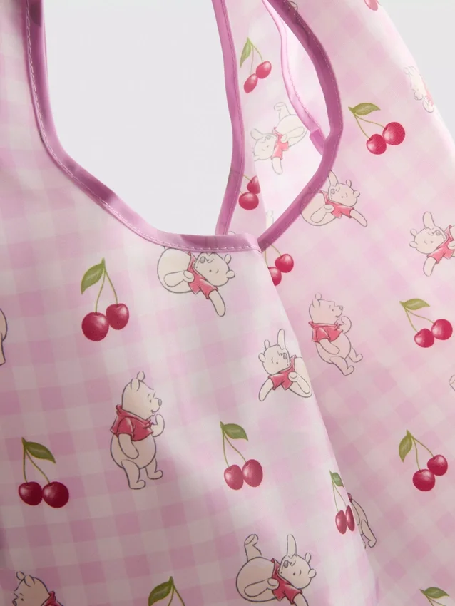 Disney's winnie the pooh foldaway tote bag