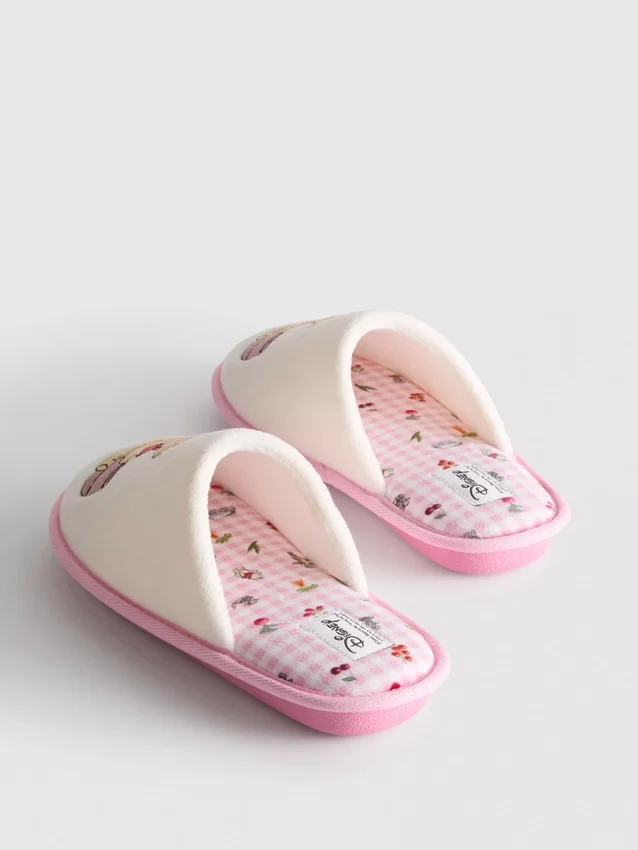 Disney's winnie the pooh mule slippers