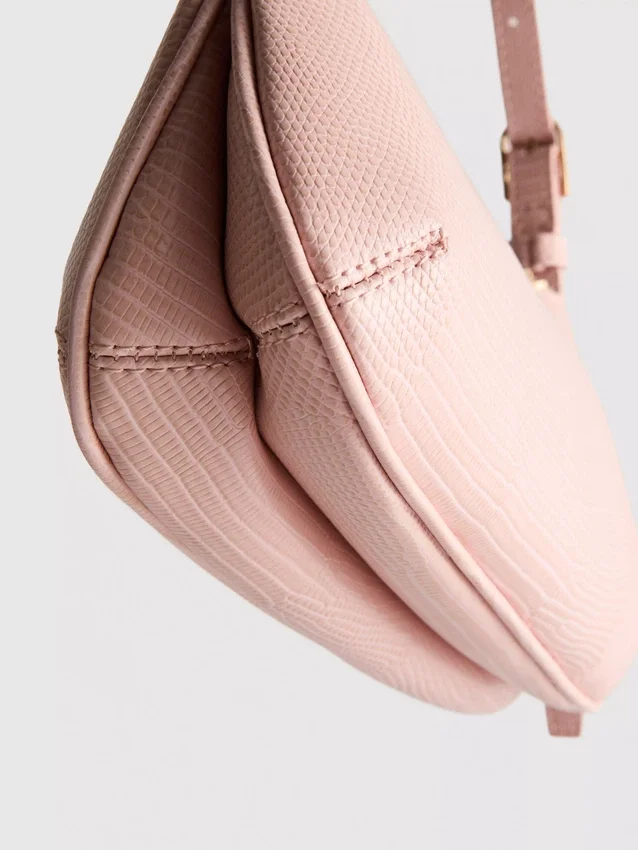 Double gusset shoulder bag