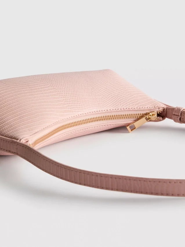 Double gusset shoulder bag