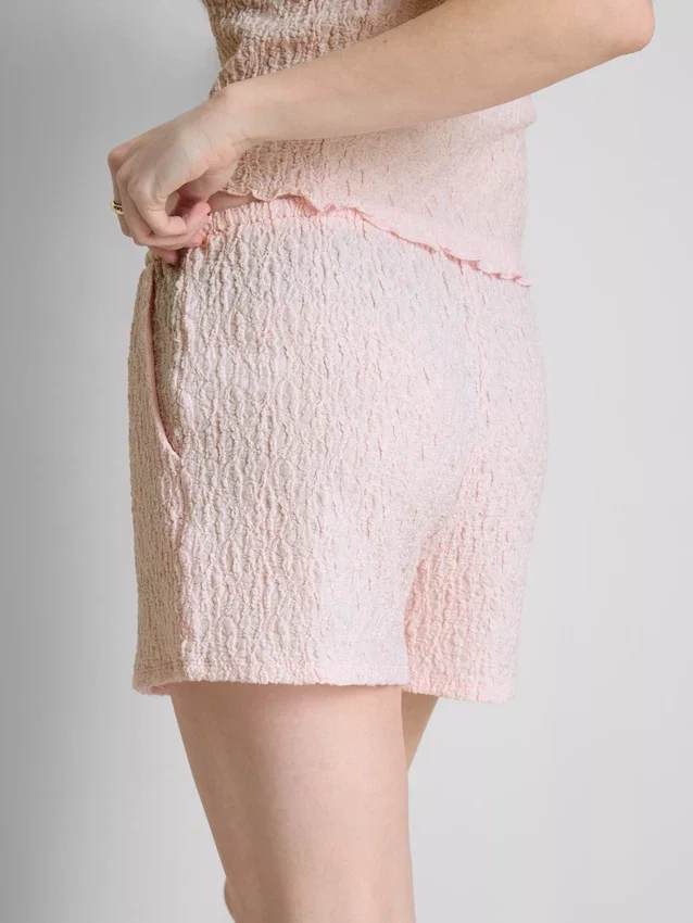 Drawstring crinkle shorts