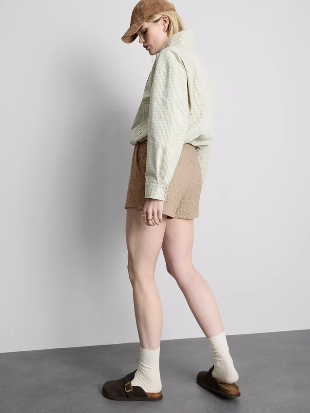Drawstring crinkle shorts