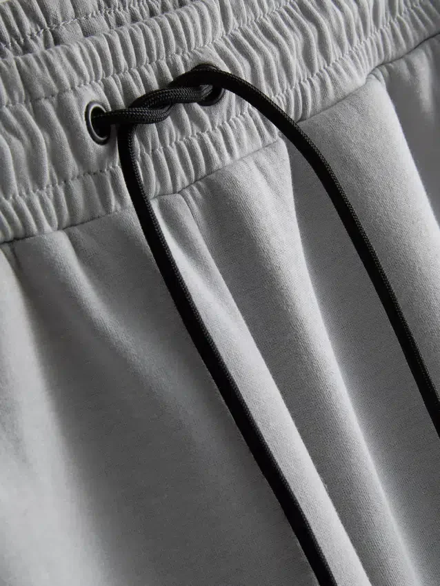Drawstring gym shorts