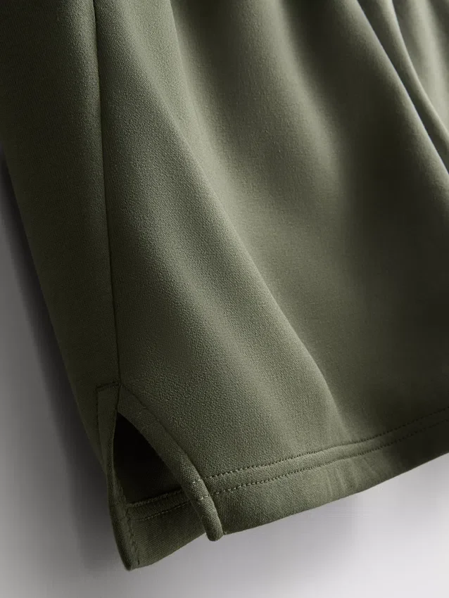 Drawstring gym shorts