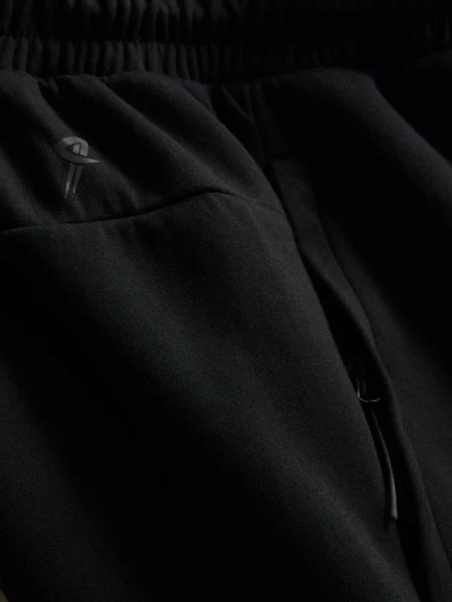 Drawstring gym shorts