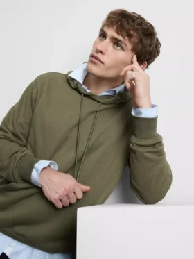 Drawstring hoodie