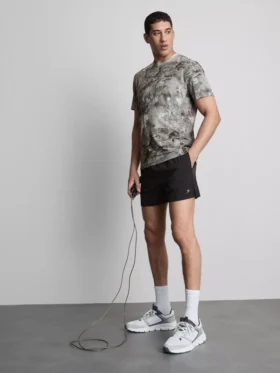 Drawstring running shorts