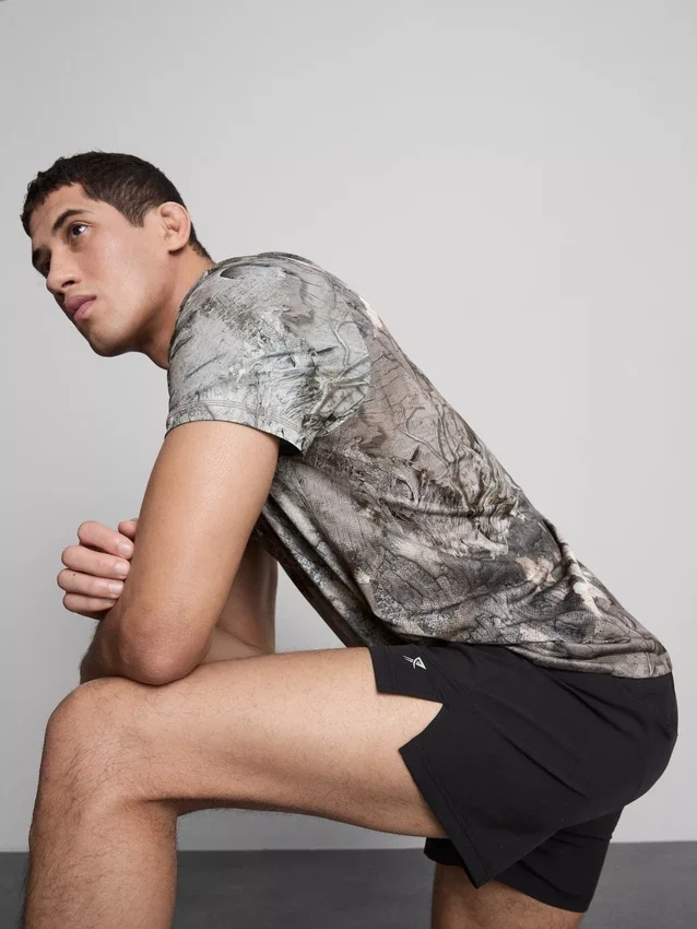 Drawstring running shorts
