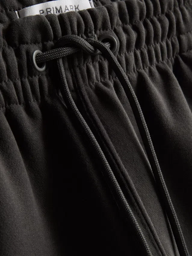 Drawstring shorts