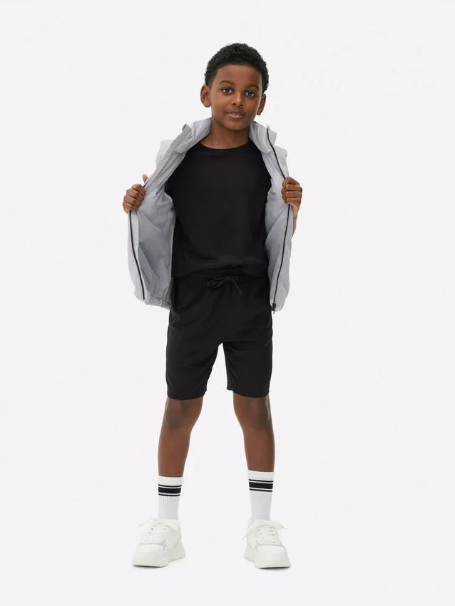 Drawstring sports shorts