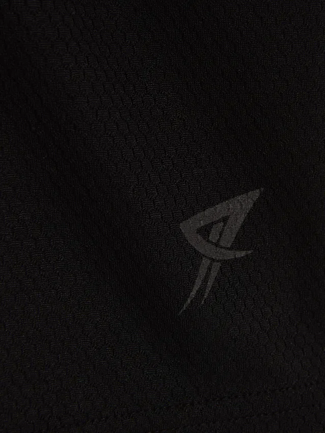 Drawstring sports shorts