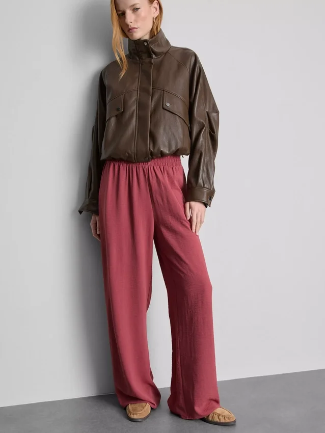 Elastic waist wide-leg pants