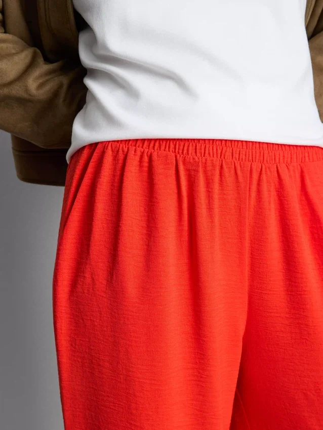 Elastic waist wide-leg pants