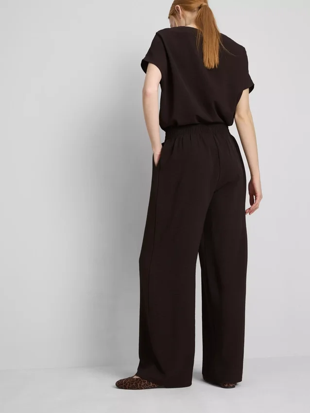 Elastic waist wide-leg pants
