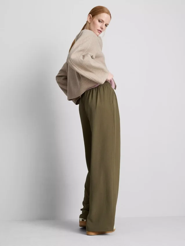 Elastic waist wide-leg pants