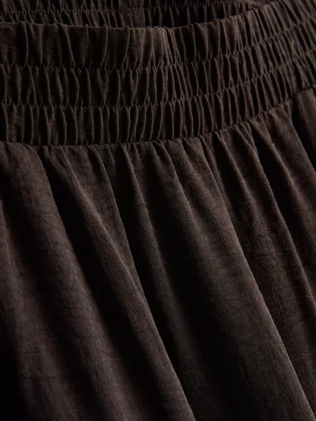 Elastic waist wide-leg pants