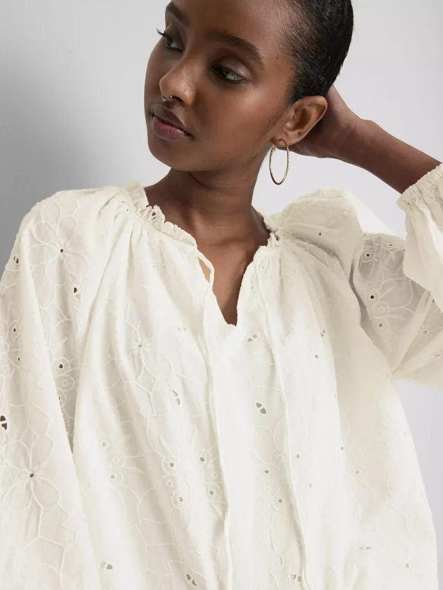 Embroidered balloon-sleeve blouse