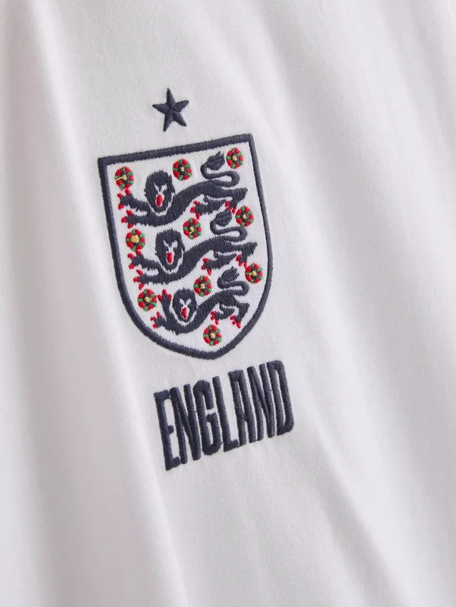 England crest t-shirt