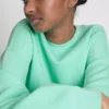 Essential active sweatshirt