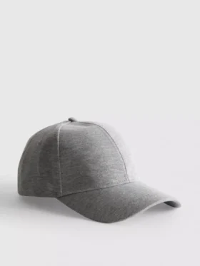 Essential baseball cap
