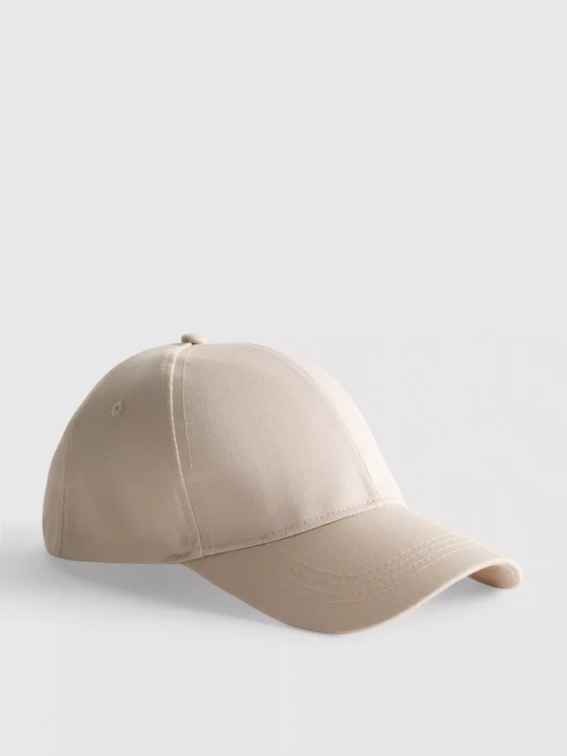 Essential baseball cap