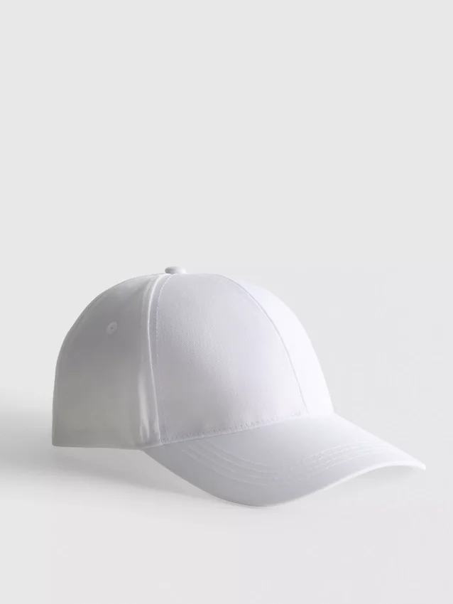 Essential baseball cap